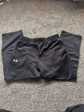 Men’s XL Under Armour Black Fleece Sweatpants with White Logo